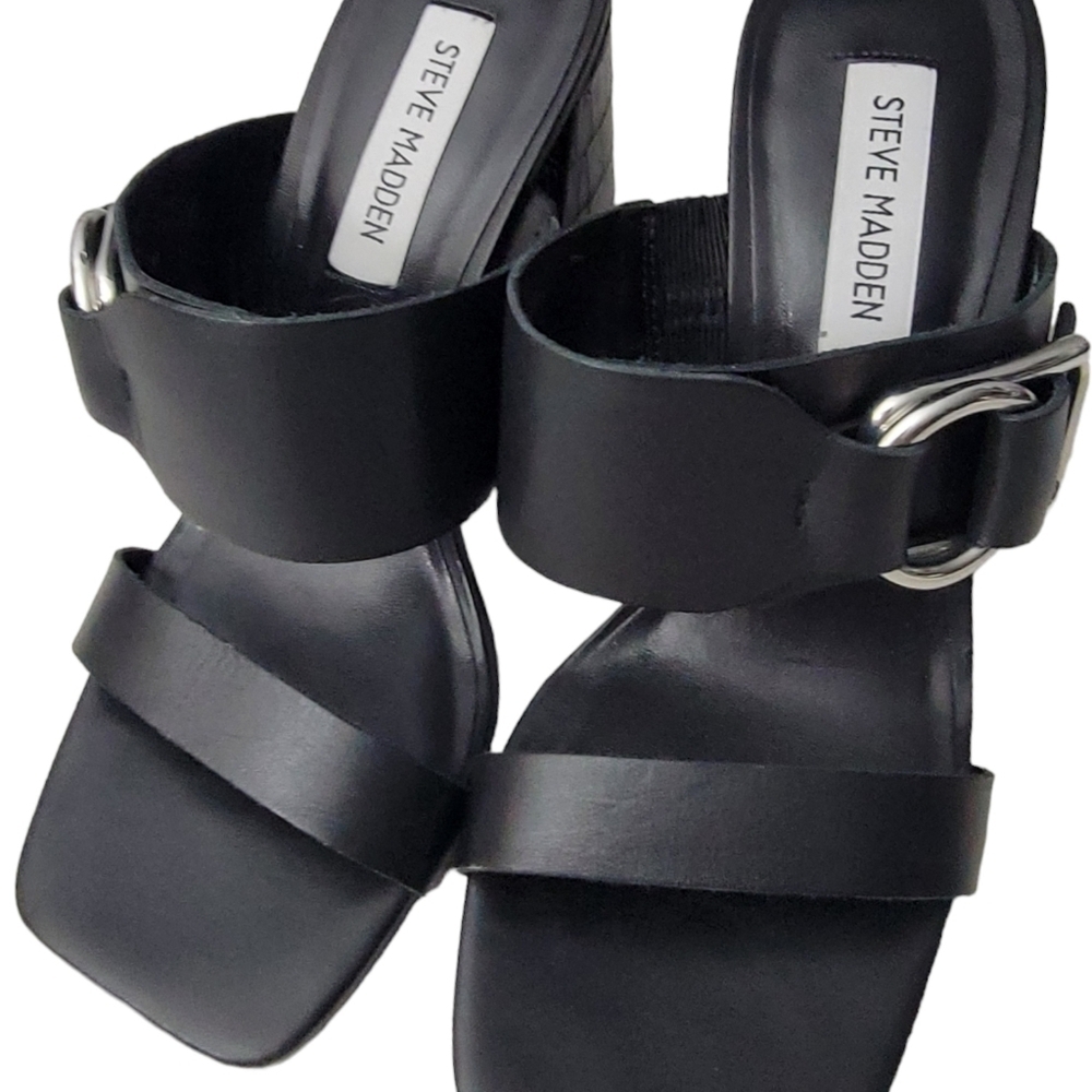 Steve Madden woman's size 7M in excellent condition. Leather upper. - Picture 8 of 16